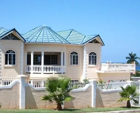 Celebrity Villa Jamaica